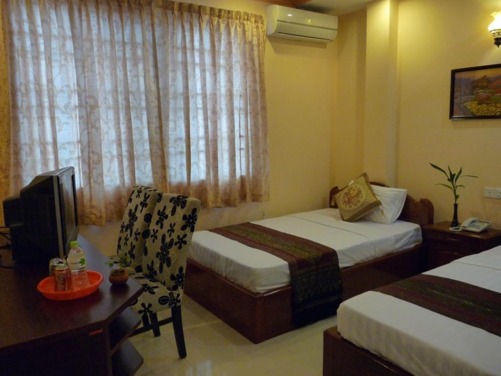 Hi Land Hotel Phnom Penh Værelse billede